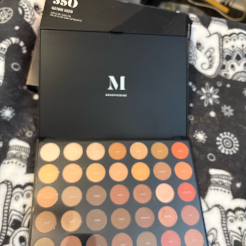 New Morphe Nature Glow pallet
